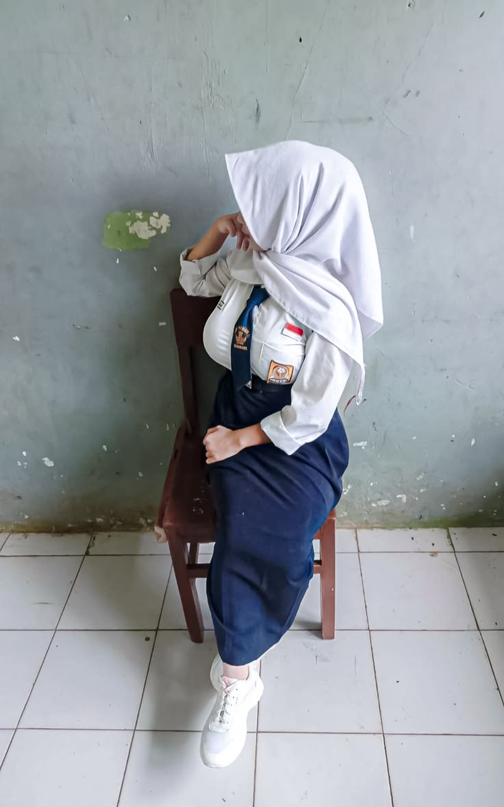 10+ Inspirasi OOTD Hijab Viral Indonesia Remaja SMA, Casual dan Stylish!